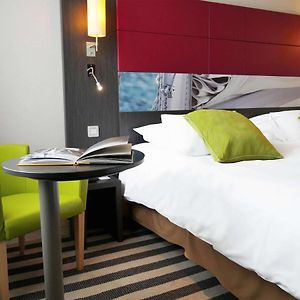 Standard Zimmer mit Kingsize-Bett